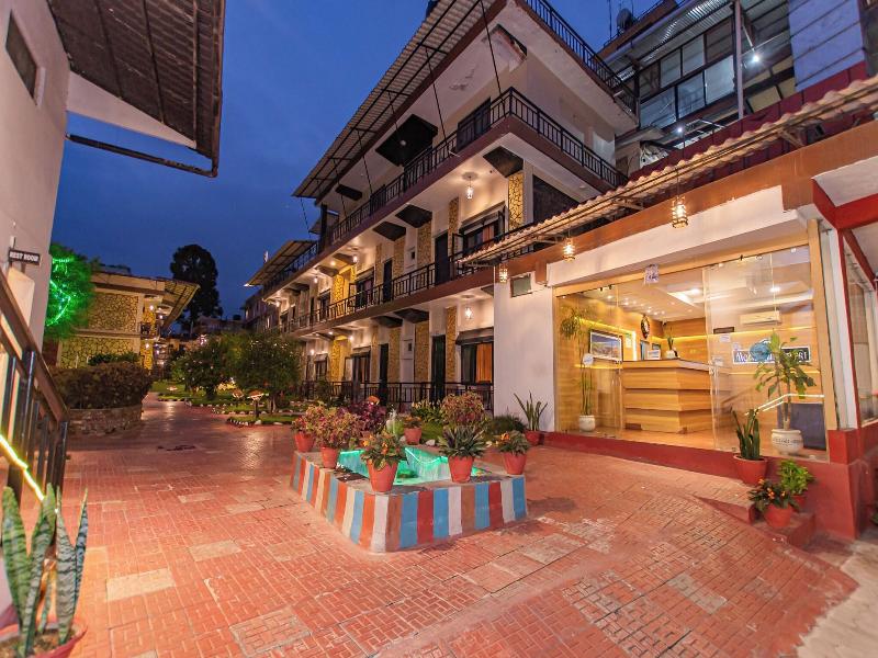 Moonlight Resort And Spa image