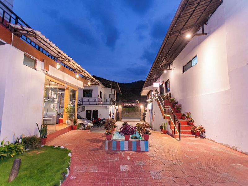Moonlight Resort And Spa image