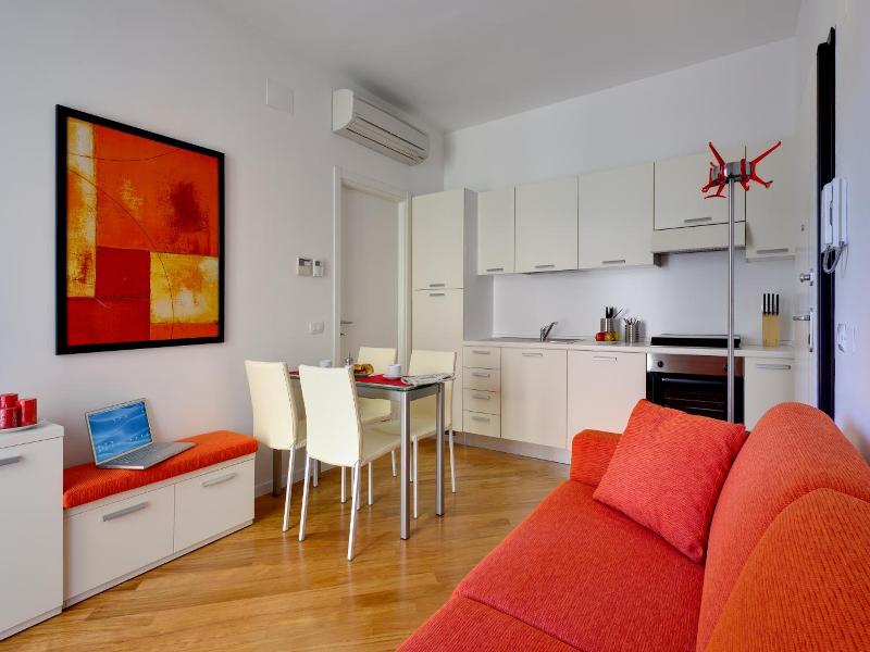 My House Apartments Cremona image