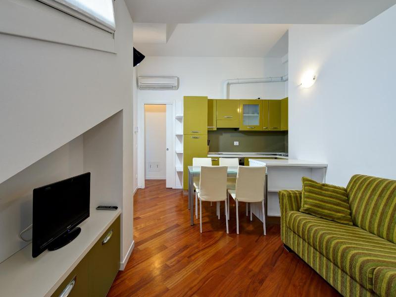 My House Apartments Cremona image