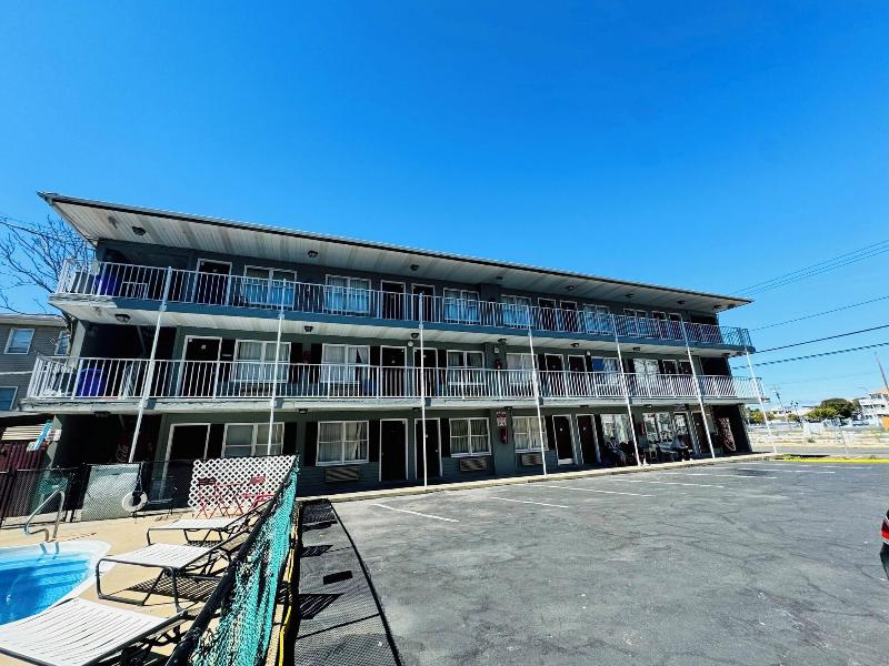 Sea Gem Motel And Apartments image