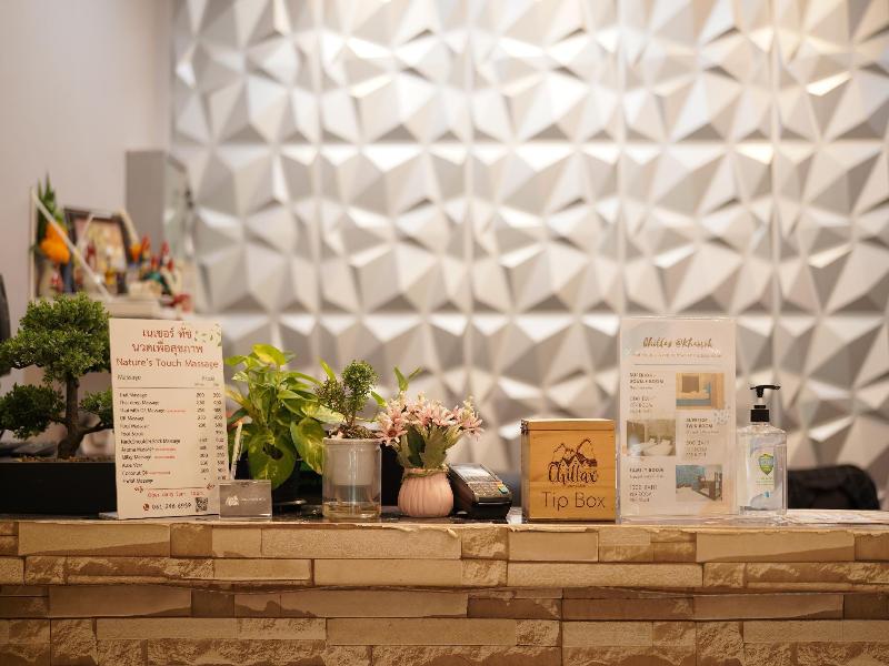 Chillax Khaosk Hostel image