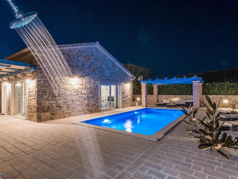 Modern Villa In Sukosan With Private Swimming Pool image