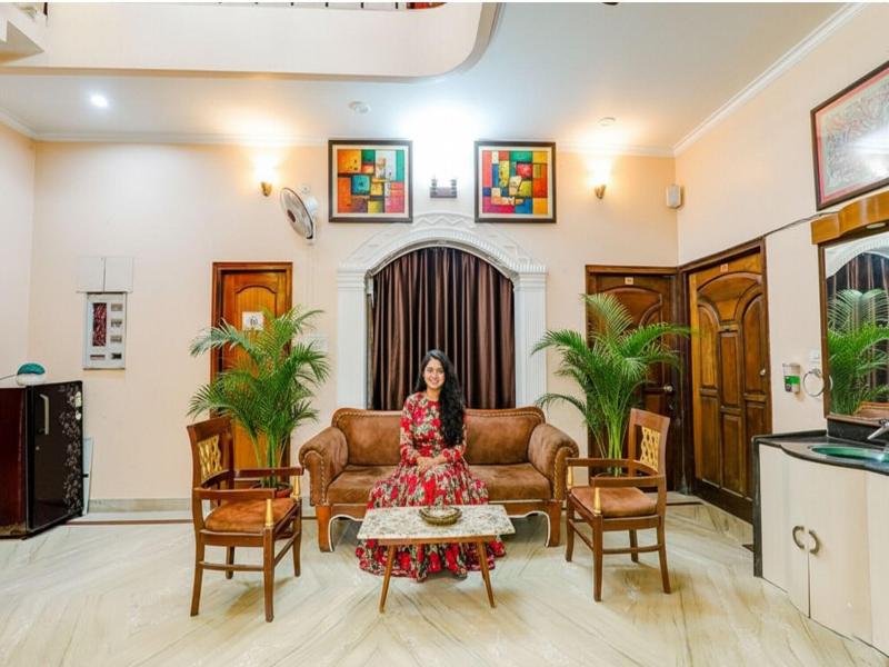 Oyo 76647 Hotel Raka Inn