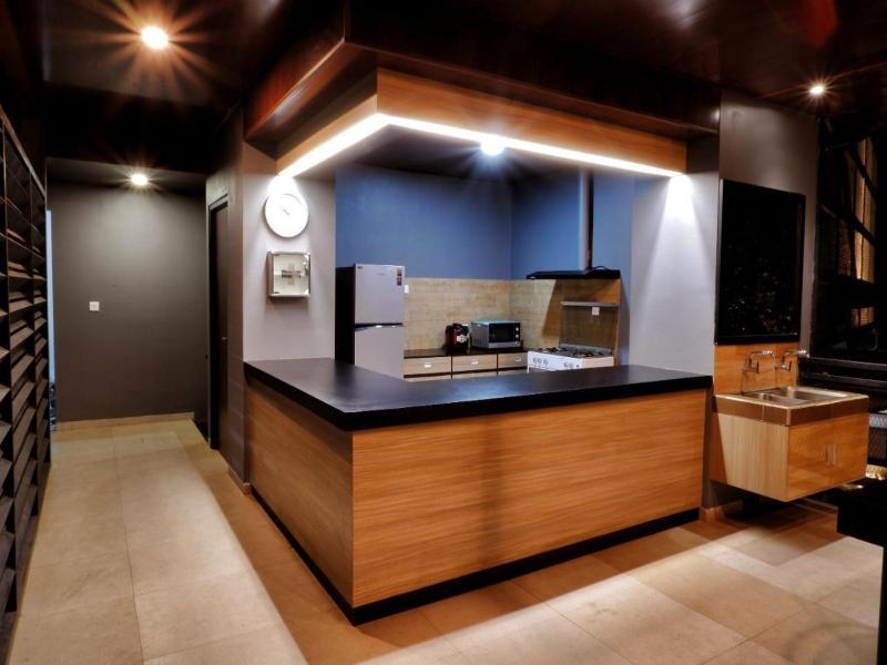 Guest House 555 Nki image