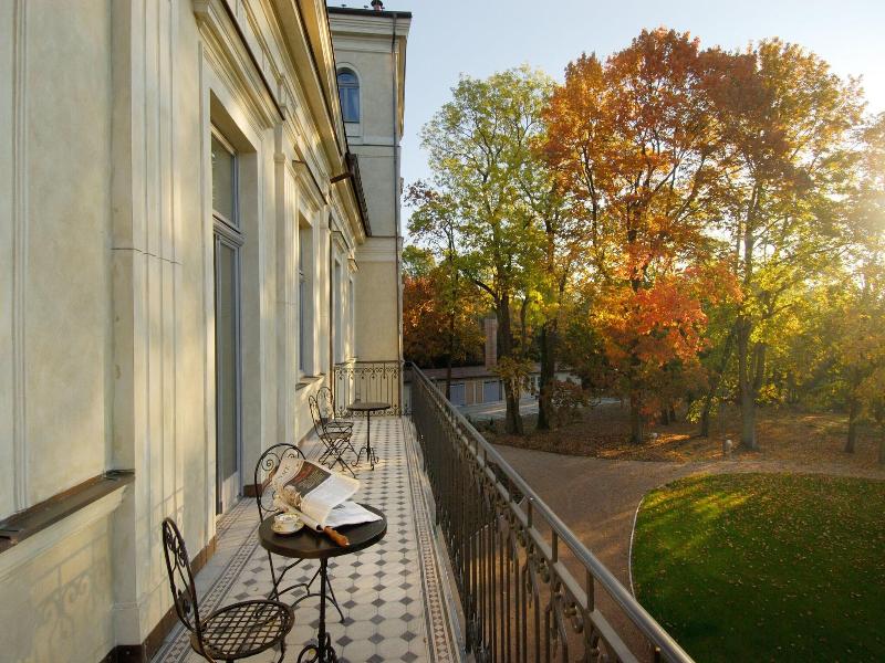 Chateau Mcely Hotel image