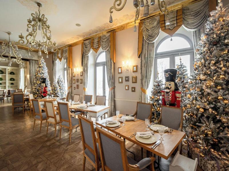 Chateau Mcely Hotel image