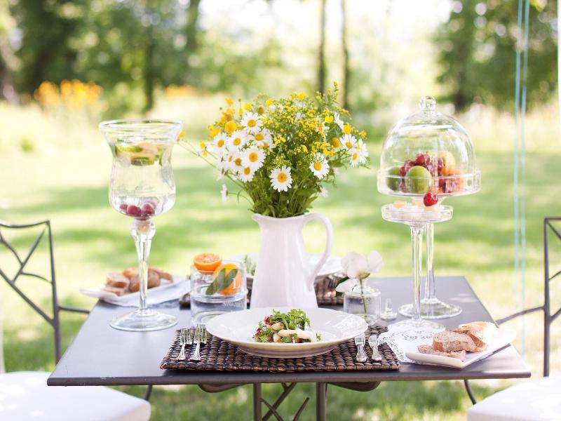 Chateau Mcely Hotel image