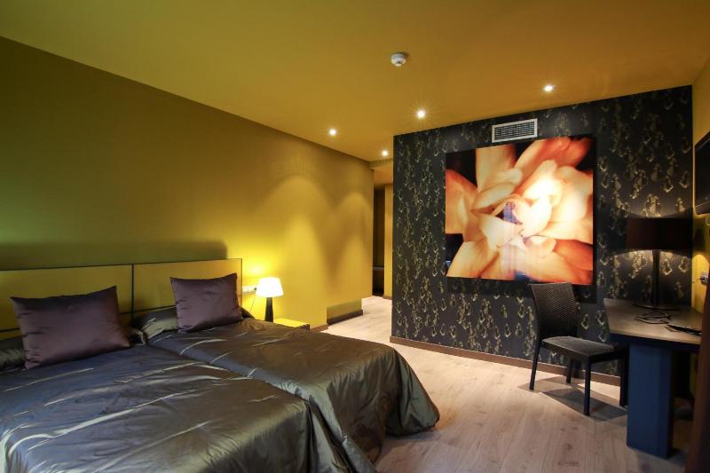 Dolcet L Hotel image
