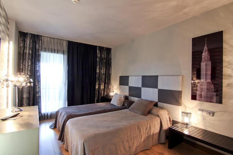Dolcet L Hotel image