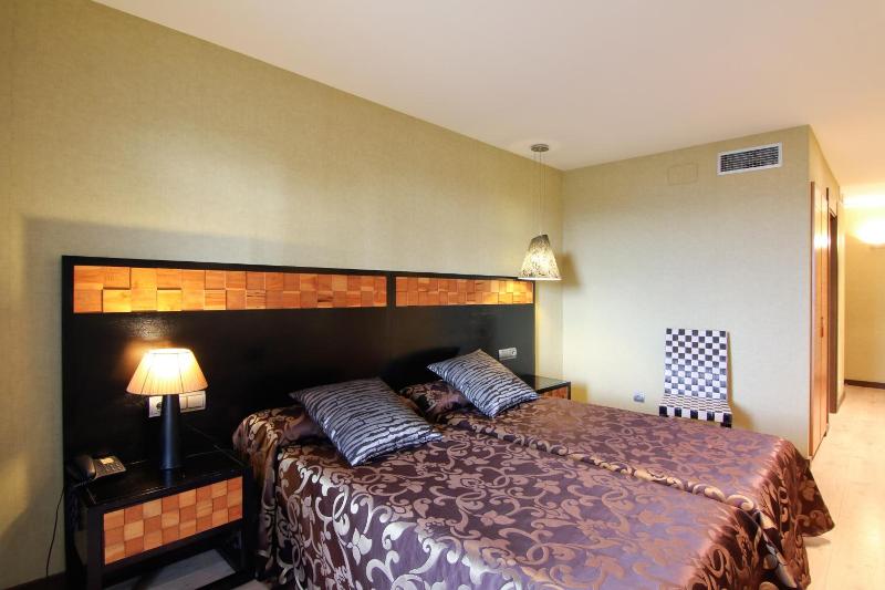 Dolcet L Hotel image