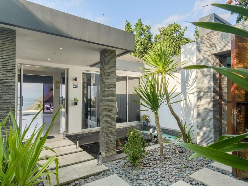 Suluban Cliff Bali Villa image
