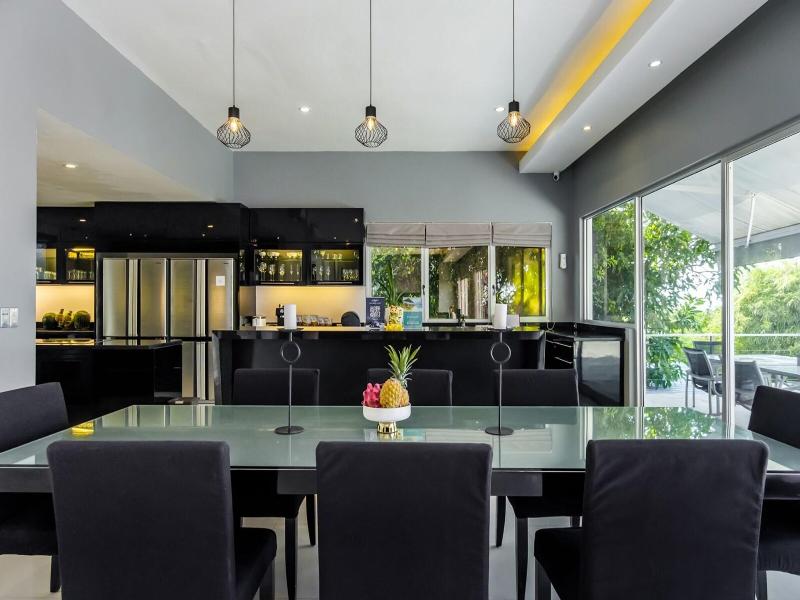 Suluban Cliff Bali Villa image