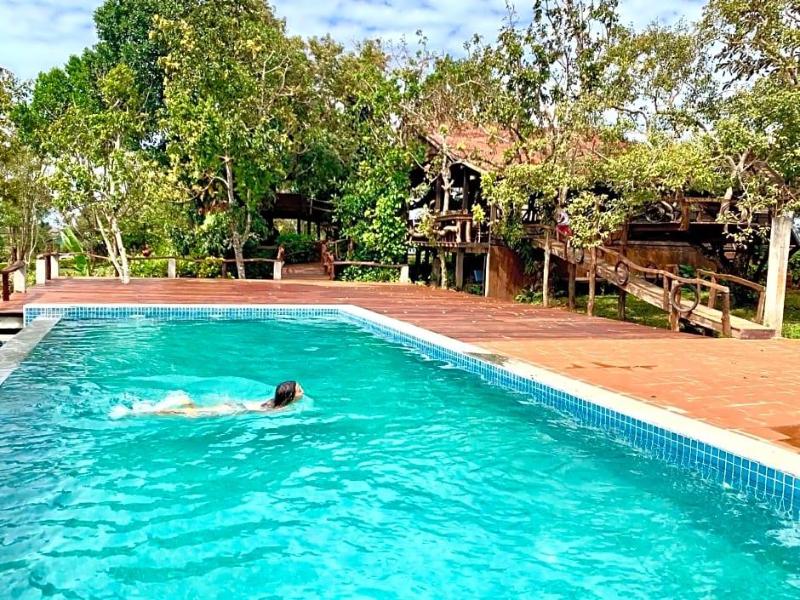 Nature Lodge