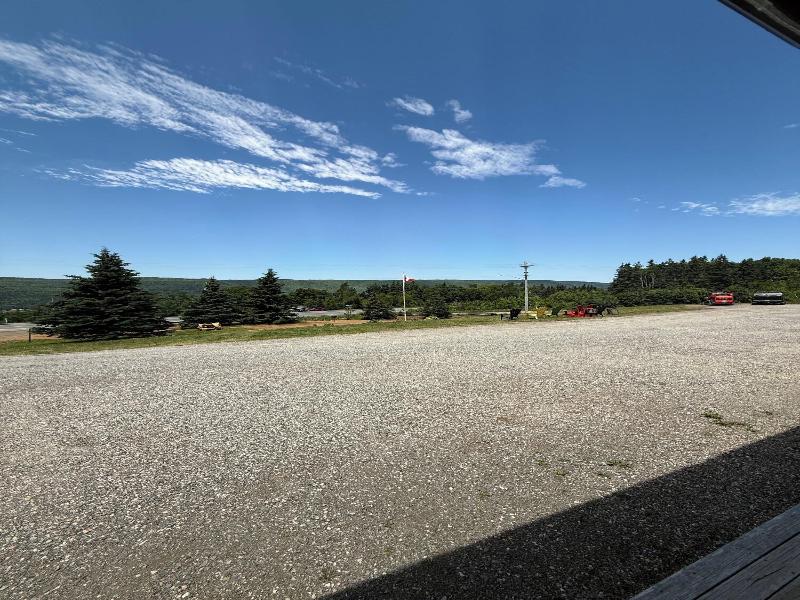 Kelly S View Motel image