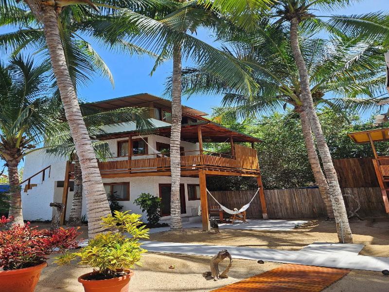 La Casa De Marita image