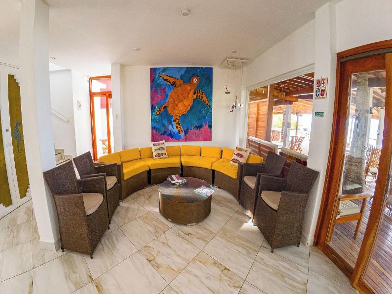 La Casa De Marita image