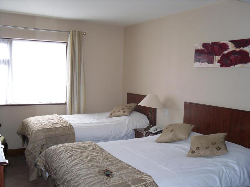 The Horse And Hound Inn Hotel image