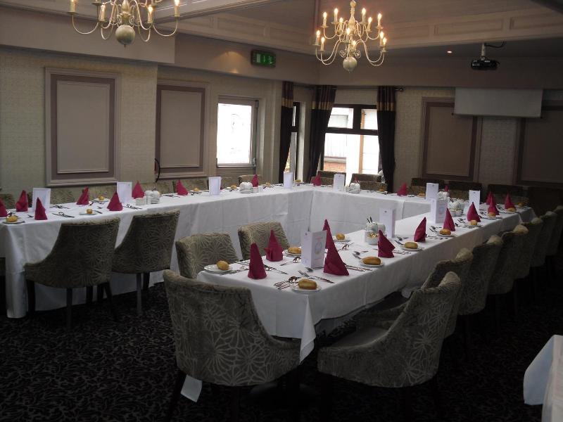 The Horse And Hound Inn Hotel image