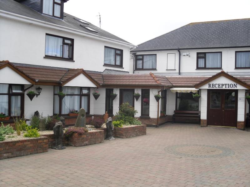 The Horse And Hound Inn Hotel image