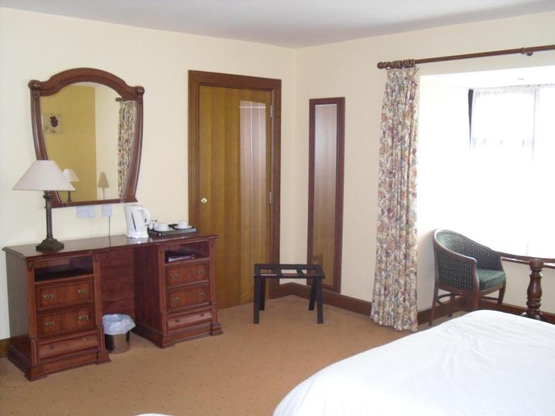 The Horse And Hound Inn Hotel image