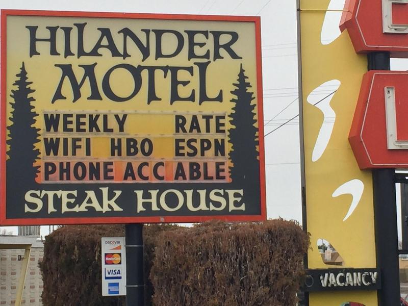 Hilander Motel