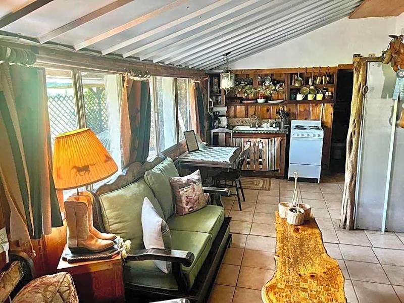 Country Woods Inn image