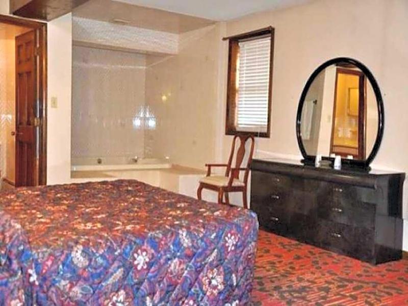 Countryside Motel image