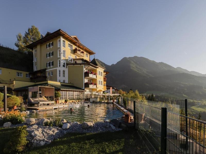 Hotel Alpenschlossl — exterior view