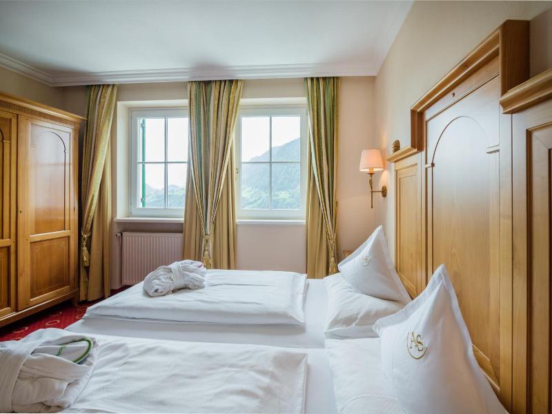 Hotel Alpenschlossl image