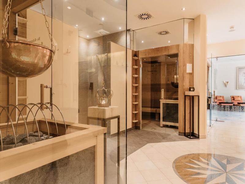 Hotel Alpenschlossl image