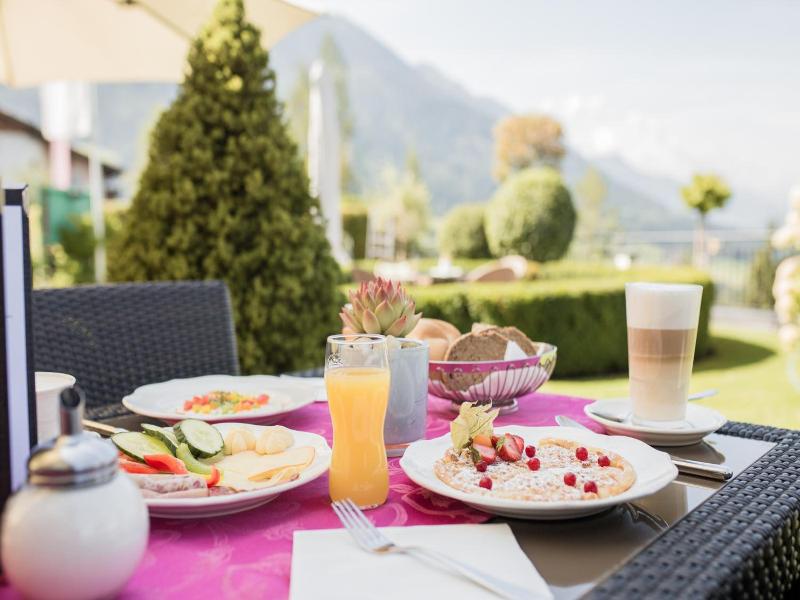 Hotel Alpenschlossl image