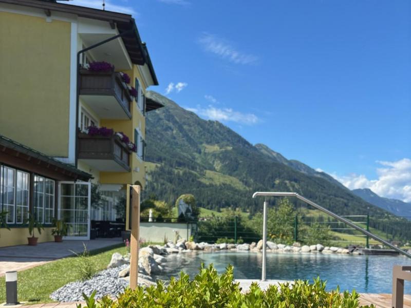 Hotel Alpenschlossl image