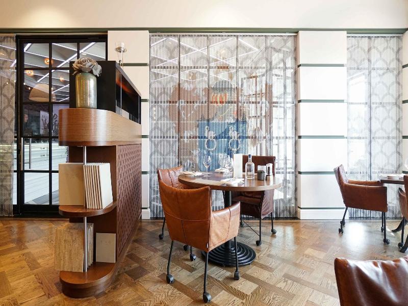 Hotel Dux image