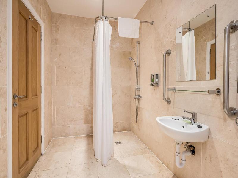 Harpers Boutique Bed And Breakfast image