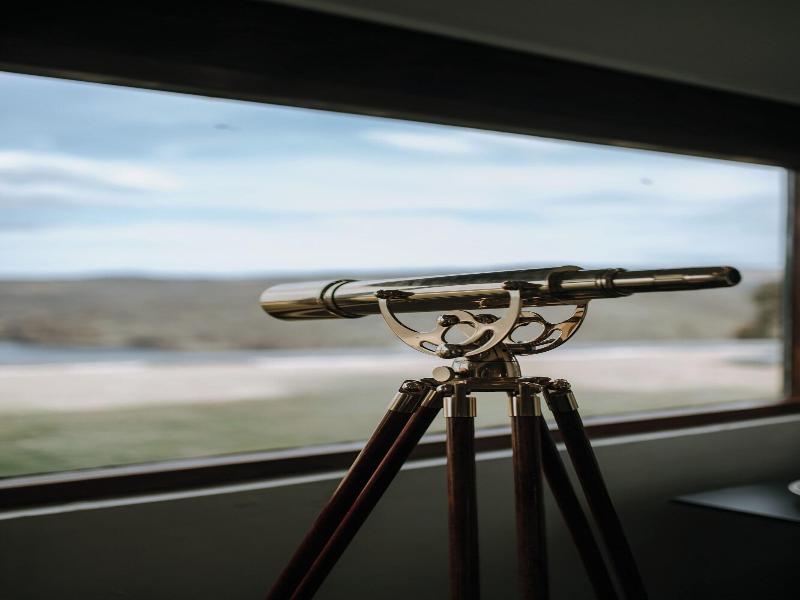 Eagle View Escape image