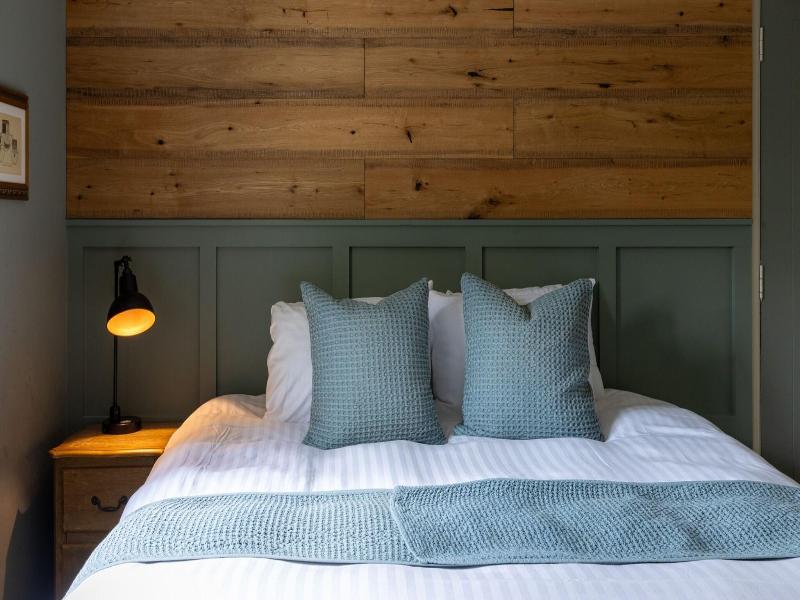 The Poacher Inn image