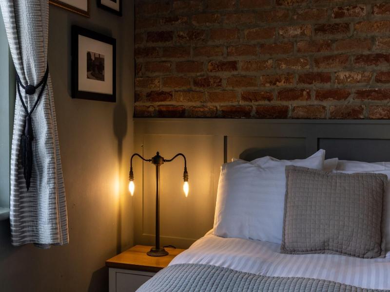The Poacher Inn image