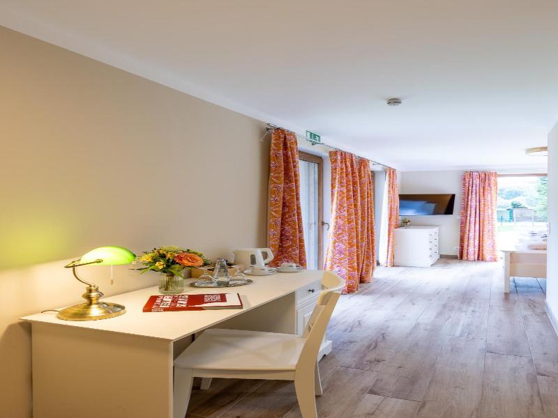 Cafe Wildau Hotel Am Werbellinsee image