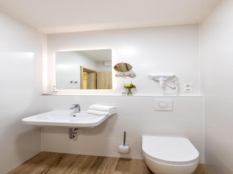 Cafe Wildau Hotel Am Werbellinsee image