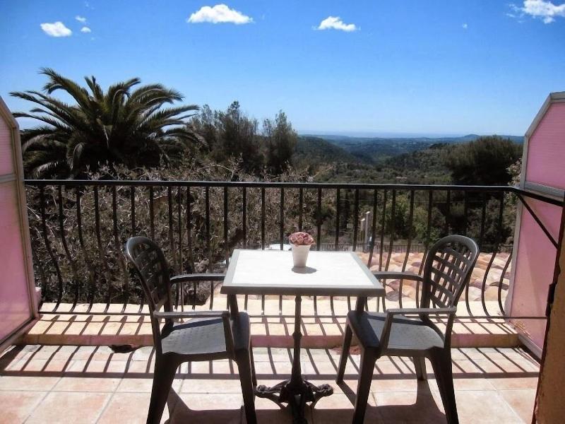 Les Belles Terrasses image