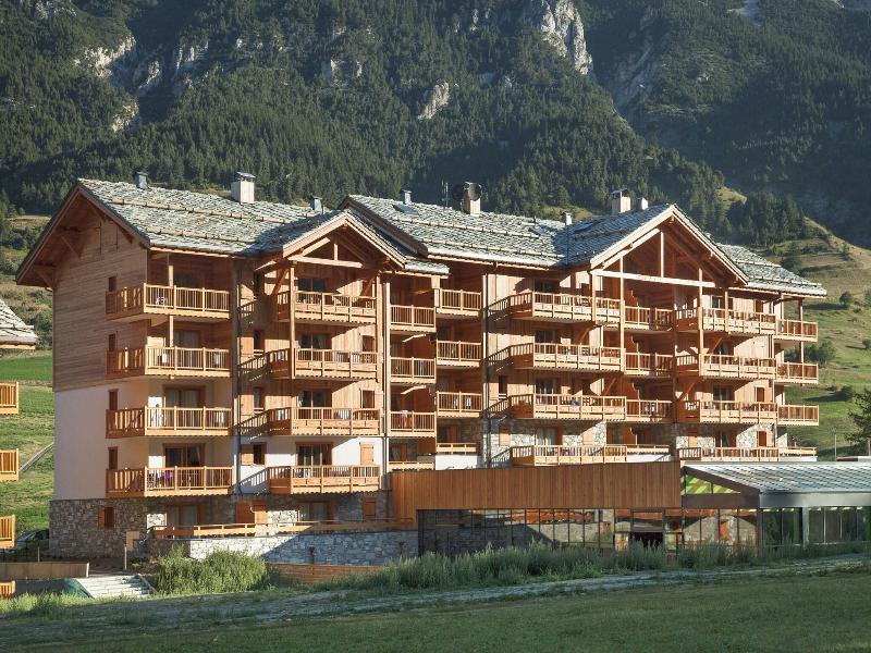 Cgh Residences Spas Les Chalets De Flambeau image
