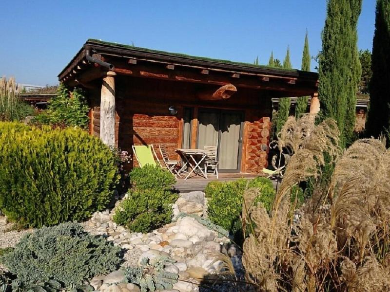 Les Chalets De Maramour image