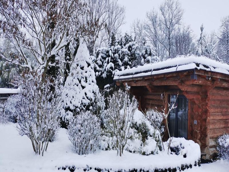 Les Chalets De Maramour image