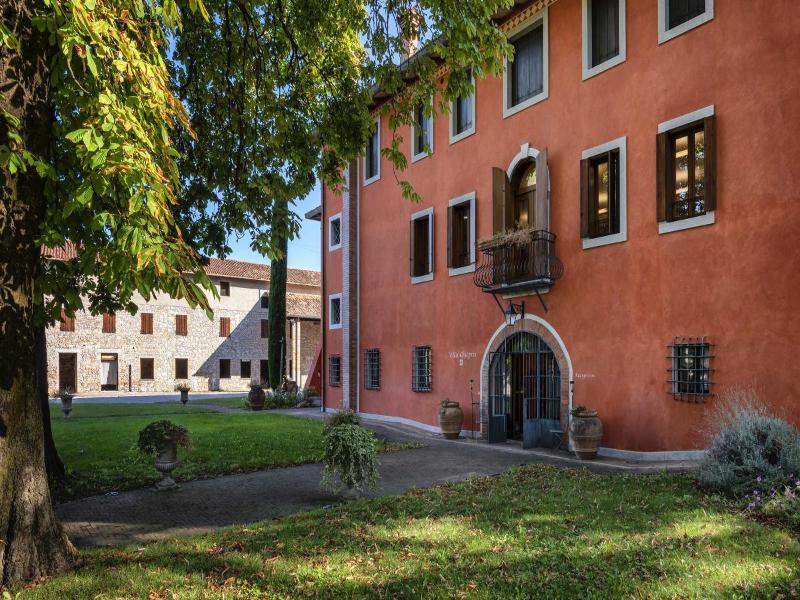 Villa Chiopris image