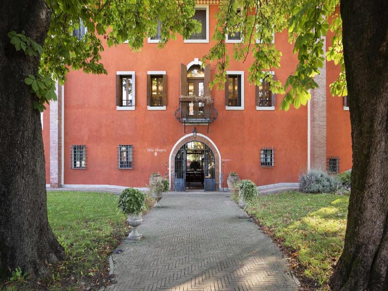 Villa Chiopris image