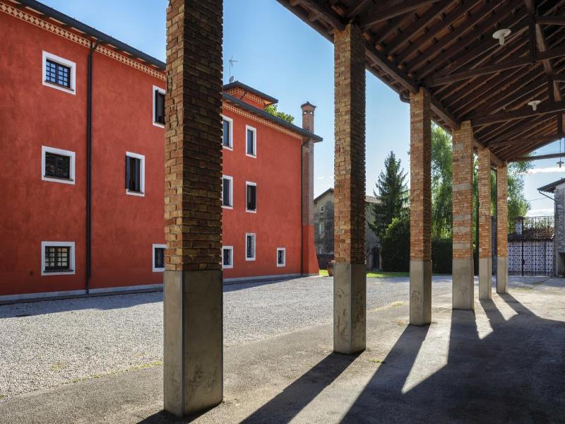Villa Chiopris image