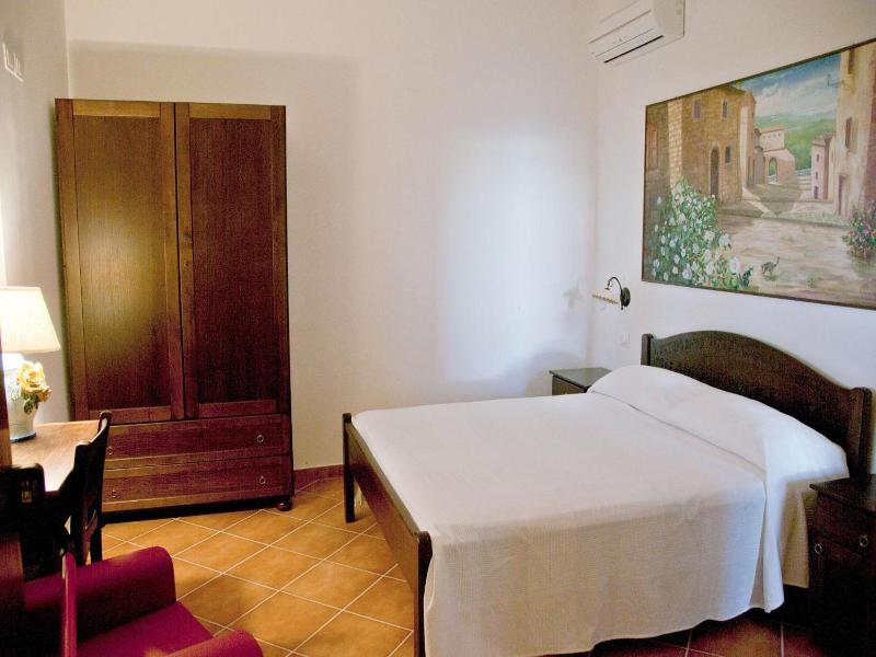 Casale Il Gheppio image