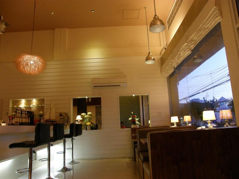 Mooz Hua Hin image