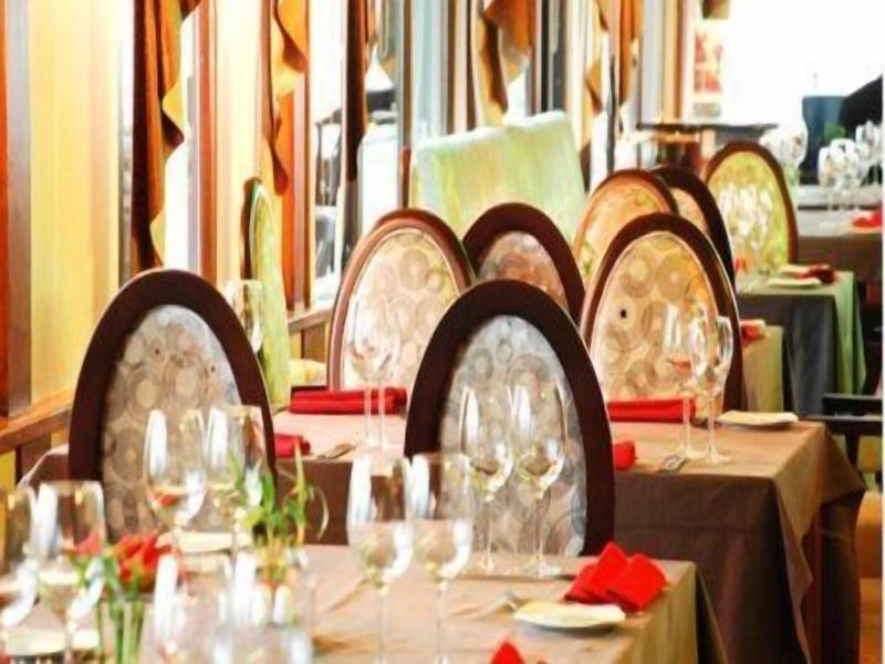 Hotel Monec image